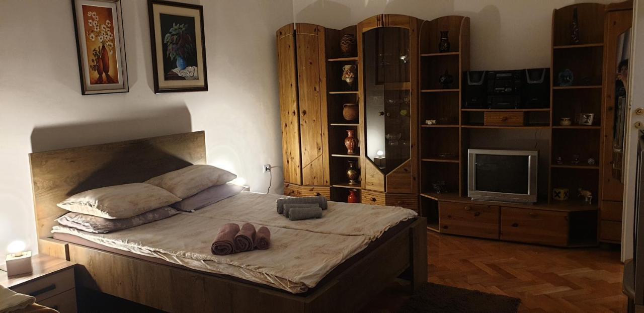Trosoban Stan U Zenici Apartment Zenica Luaran gambar